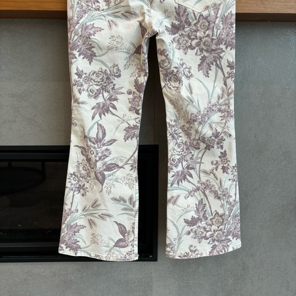 ANTHROPOLOGIE Pilcro Ultra High-Rise Bootcut
Jeans, Size 31 P - Picture 11 of 14